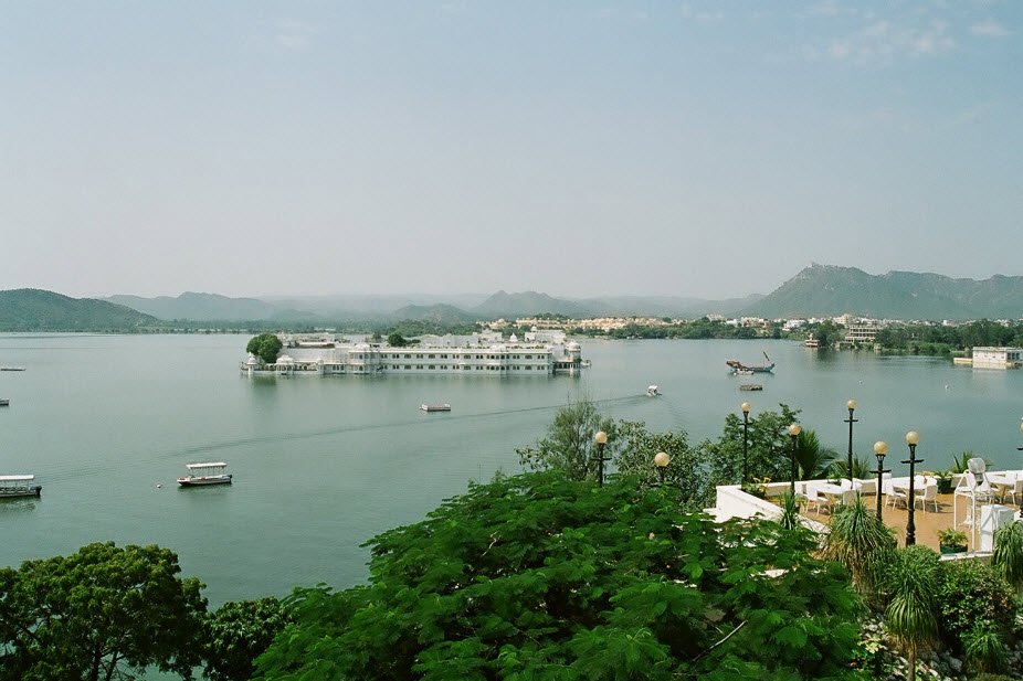 Pichola lake